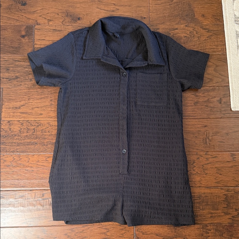 Women's Black Short-Sleeve Textured Romper